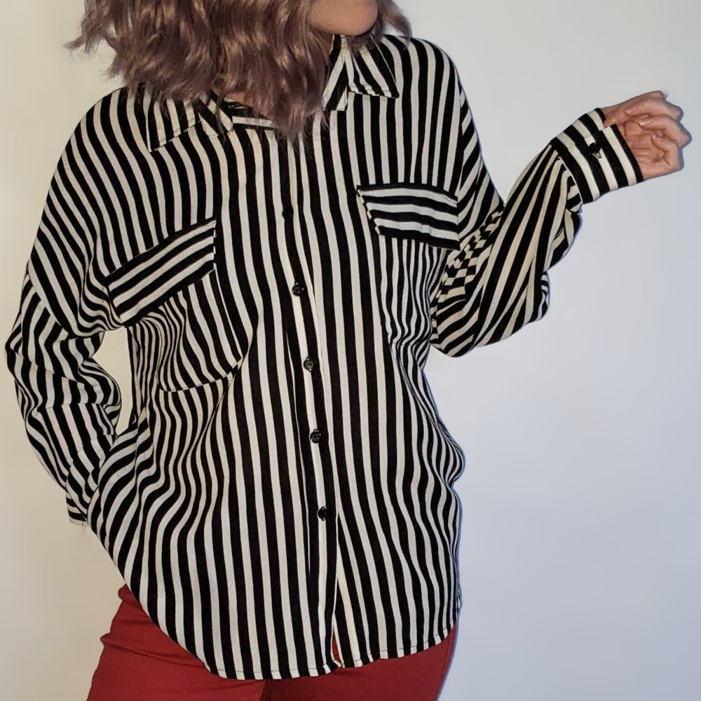 Black & white striped long sleeve button up, UK sz 16   (US sz 12)